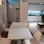 Myky Mouse Nu Primesc Santieristi Si Petrecareti Apartmán Bukurešť