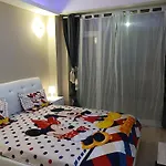 Myky Mouse Nu Primesc Santieristi Si Petrecareti Apartmán *