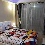 Myky Mouse Nu Primesc Santieristi Si Petrecareti Apartmán