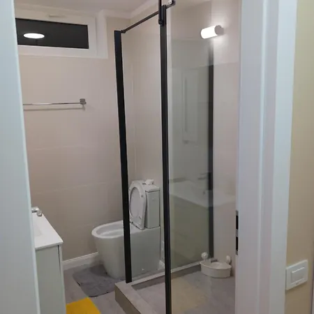 Apartment Myky Mouse Nu Primesc Santieristi Si Petrecareti Bucharest