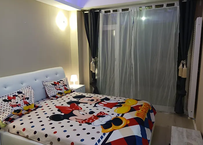 Myky Mouse Nu Primesc Santieristi Si Petrecareti דירה *